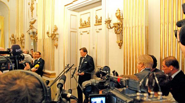 premiul nobel pentru pace record de 278 de candidati in 2014