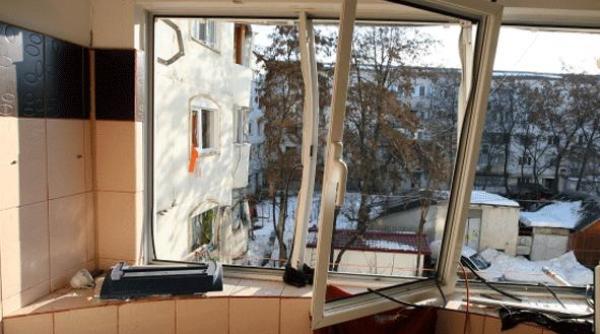 explozie intr un apartament din medgidia un copil si trei adulti au fost grav raniti