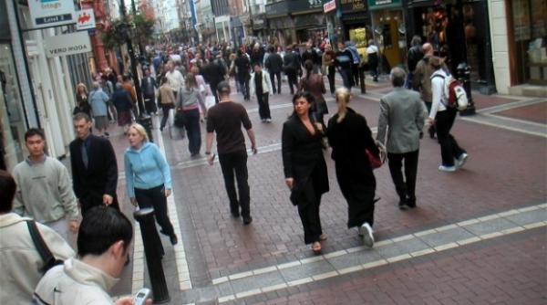 hotii au devenit inventivi isi hipnotizeaza victimele