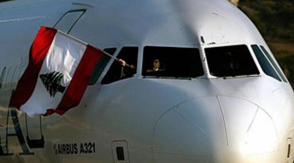 situa ie incredibila in irak un avion a fost fortat sa se intoarca la sol pentru a recupera fiul intarziat al unui ministru