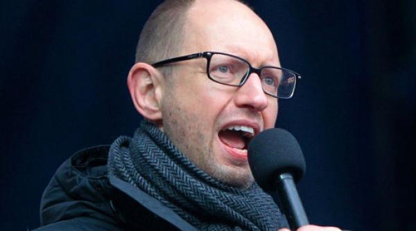 arseni iateniuk ucraina nu va ceda rusiei niciun centimetru din teritoriul sau