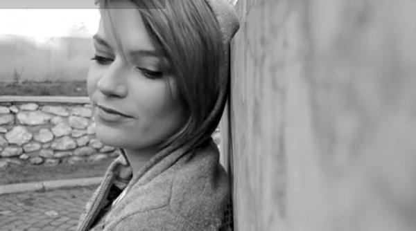 cantareata romanca arestata pentru trafic de droguri risca 10 ani dupa gratii video