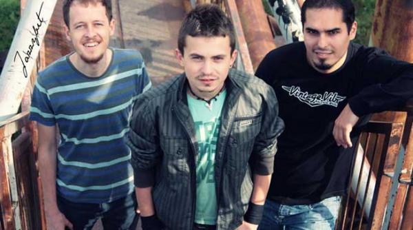 jazzybit touch the sky lansat in tara si afara