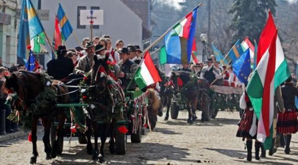 mai a interzis patrunderea in romania a patru cetateni maghiari timp de un an