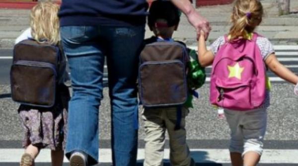 propunere legislativa liber pentru parinti in prima zi de scoala a copiilor