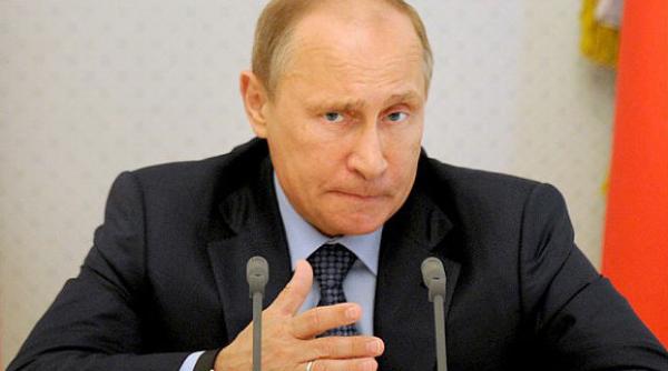 putin a dat unda verde aderarii peninsulei crimeea la federatia rusa