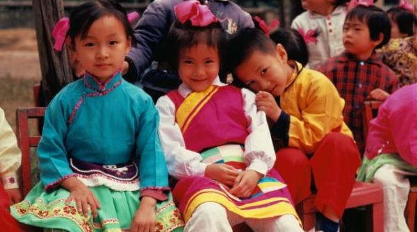 gradinite droguri copii stimulare inscrieri