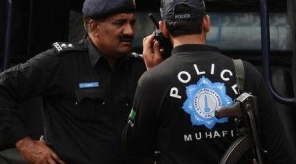 pakistan zeci de victime carbonizate intr un accident