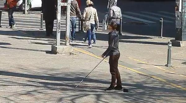 video emotionant ce inseamna sa fii orb pentru o zi in bucuresti