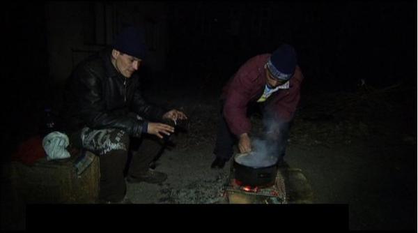 cum arata viata unui copil abandonat un reportaj in premiera duminica la antena 3