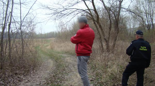 un militar moldovean a trecut granita romaniei inarmat pregatit ca pentru razboi