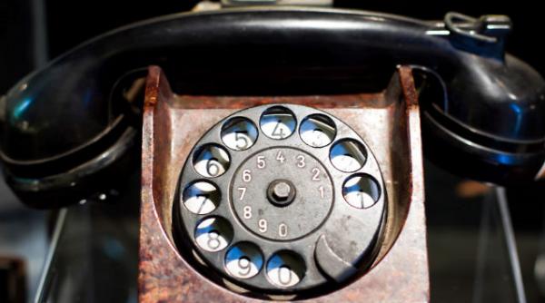tarifele de terminare in retelele fixe si mobile scad de la 1 aprilie 2014