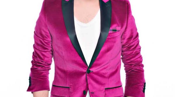 pentru prima editie iubeste te asa cum esti stephan pelger a furat toate florile dintr un hotel de lux