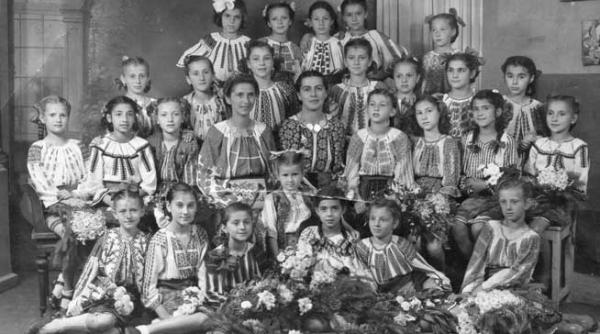 lasati copiii sa imbrace ia