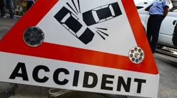 accident pe dn7 ambulan a care transporta un pacient lovita de o ma ina intrata pe contrasens pacientul a murit