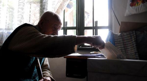 bec urna speciala se utilizeaza numai la sectiile de votare din tara