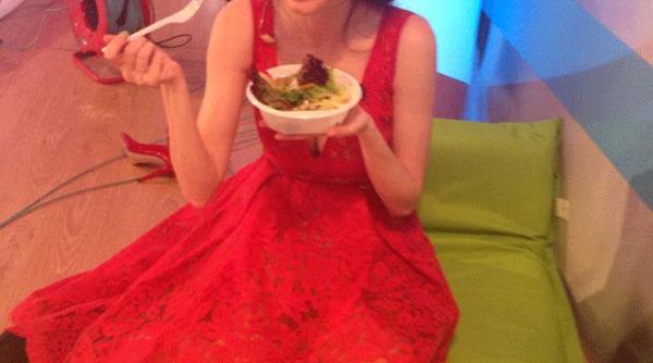 anca lungu este rasfatata de sotul ei chiar si la filmarile junior chef stefan merge repede sa mi cumpere ce mi doresc