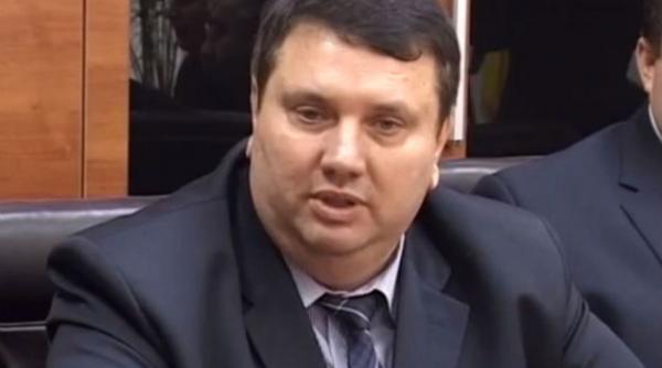 presedintele cj mehedinti seful politiei din judet si liderul psd orsova retinuti pentru 24 de ore