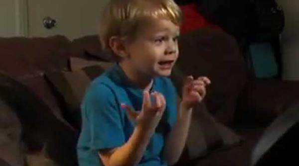 un baietel de doar cinci ani a descoperit o vulnerabilitate de securitate a consolei xbox