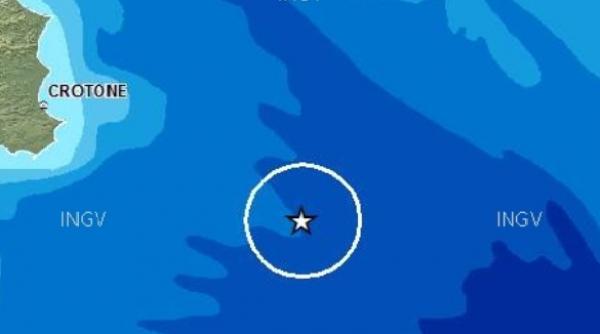 cutremur de 5 grade pe scara richter in sudul italiei seismul s a produs la 66 de kilometri adancime