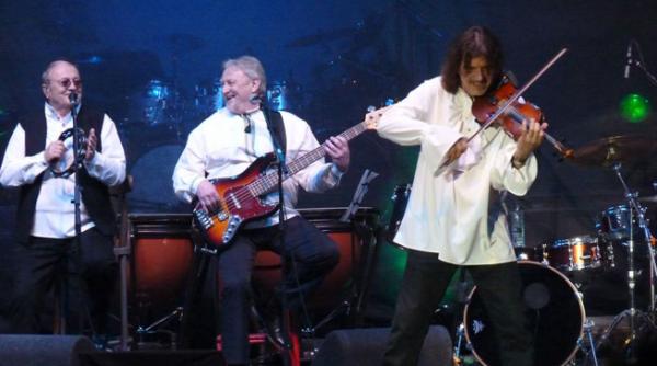 formatia pasarea rock incepe turneul de primavara la constanta