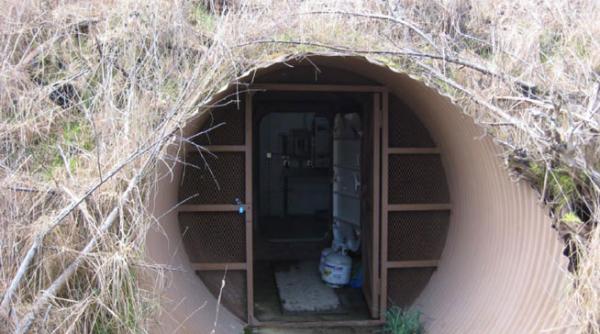 oamenii lui blejnar prinsi in buncar