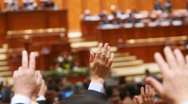 camera deputatilor a respins proiectul de lege privind prima intabulare a terenurilor agricole si forestiere