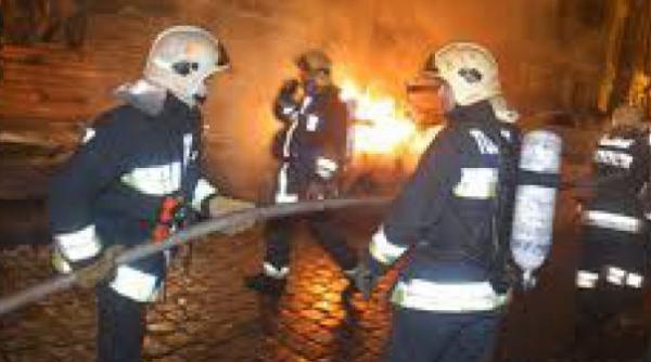 incendiu violent langa clubul creatorului de moda catalin botezatu