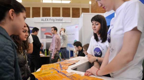 57 dintre tineri sunt intretinuti de parinti cei care isi gasesc un loc de munca nu se asteapta sa castige mai mult de 1 200 de lei