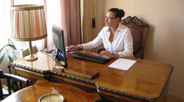 afacerea de la nana deznodamant la pasti