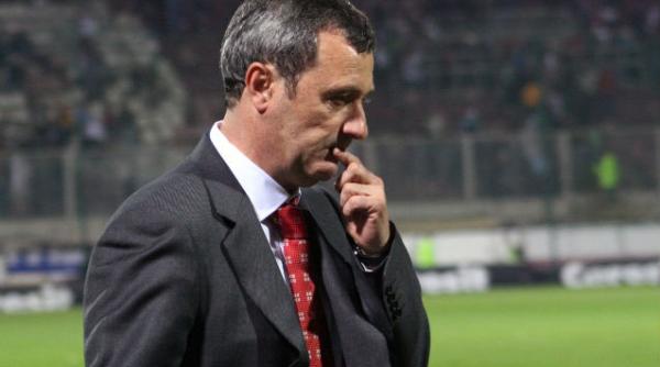 mircea rednic a fost lasat somer chiar de ziua lui