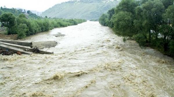 apele romane si institutul national de hidrologie au finalizat hartile de hazard si risc la inundatii