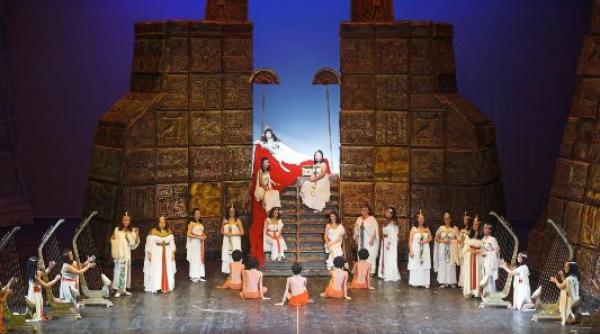 austriacul friedrich pfeiffer la pupitrul operei nationale bucuresti