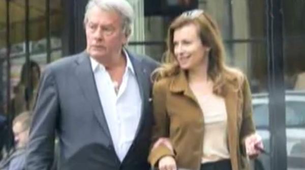 idila cu alain delon fosta prima doamna a frantei fotografiata alaturi de celebrul actor