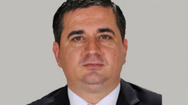 senatorul psd marius isaila la mana colegilor cererea dna de incuviintare a arestarii preventive a ajuns in parlament