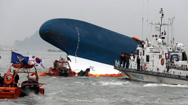 directorul liceului unde studiau elevii aflati pe feribotul sud coreean naufragiat s a spanzurat