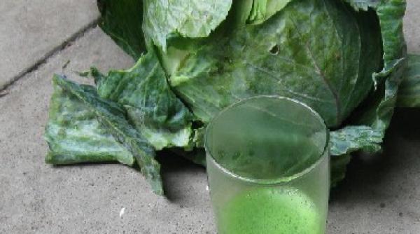 vindeca ulcerul gastric cu suc de varza cruda