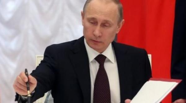 rusia vrea sa pedepseasca visa si mastercard pentru implicarea in sanctiunile americane