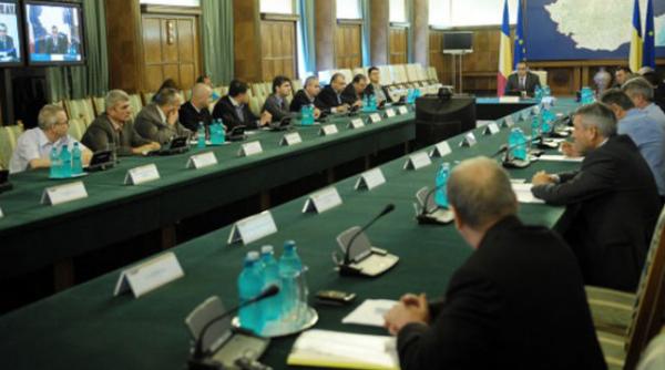 scutirea de impozit pe profitul reinvestit a fost aprobata guvernul vizeaza si eliminarea a 70 de taxe