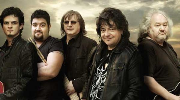 pact numarul unu in hard rock cafe