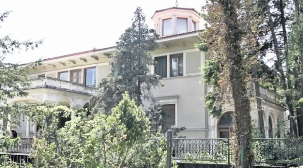 palatul primaverii fosta resedinta a lui ceausescu va fi scos la vanzare