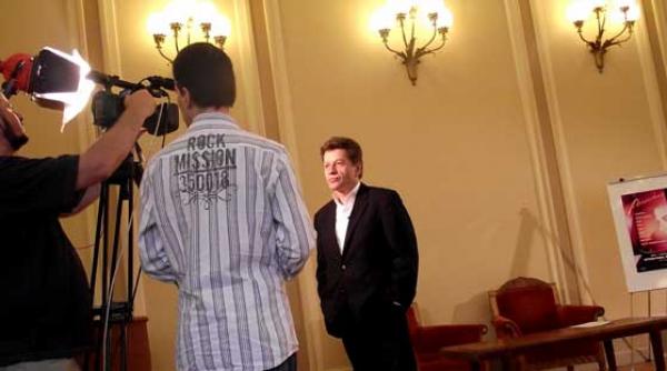 dirijorul christian badea aici este pamantul lui orfeu aici s a nascut muzica