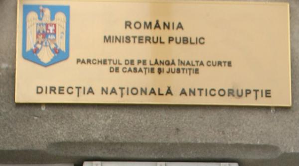 judecatorul stan mustata retinut pentru 24 de ore de procurorii dna