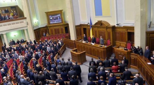 parlamentul de la kiev respinge ideea unui referendum in ziua alegerilor prezidentiale