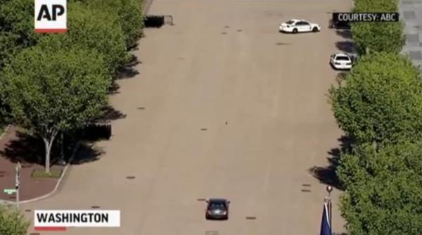 alerta la casa alba o masina suspecta a urmarit masina in care se aflau cele doua fiice ale lui barack obama video