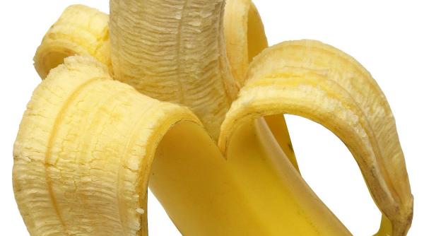 cum a ajuns o banana sa coste 12 000 de euro