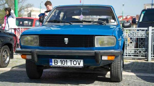 masina lui ceausescu la reuniunea de clasa a daciilor 1300 in week end la brasov