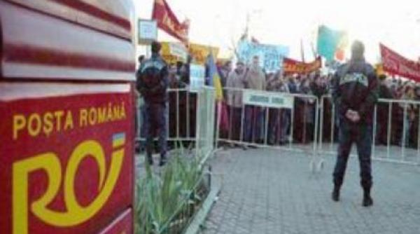 postasii ies astazi in strada oamenii cer demiterea directorului general al postei romane