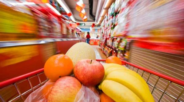 romanii dau 38 din bani pe alimente proaspete