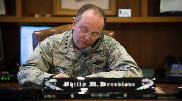 generalul breedlove nato pregatita sa initieze masuri de aparare suplimentare la granitele sale estice